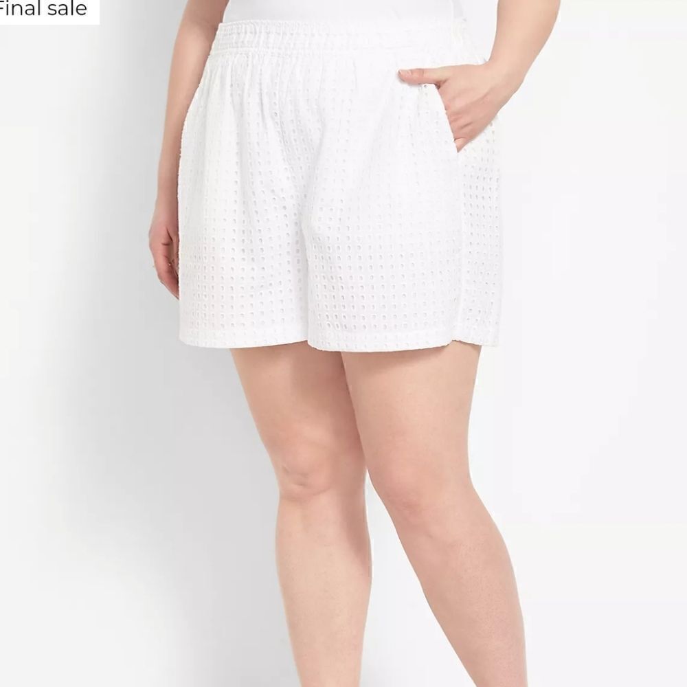 Lane Bryant White Eyelet High Rise 100 Cotton Denim Pull on Shorts Pockets Sz 22